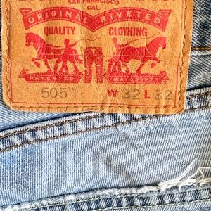 Levi's 505 Men’s Distressed Denim Jeans |Straight Leg | Ripped | Classic Fit